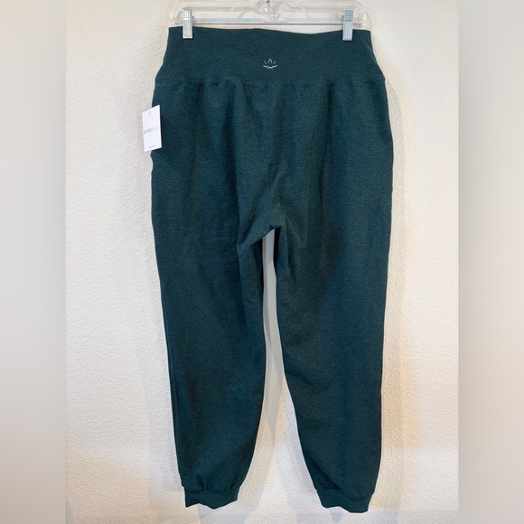 Beyond Yoga Women’s Dark Spruce Green Heather Spacedye Midi Jogger - XL - Picture 4 of 6